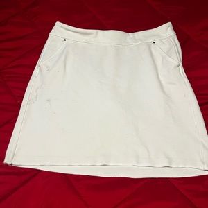 White pencil skirt